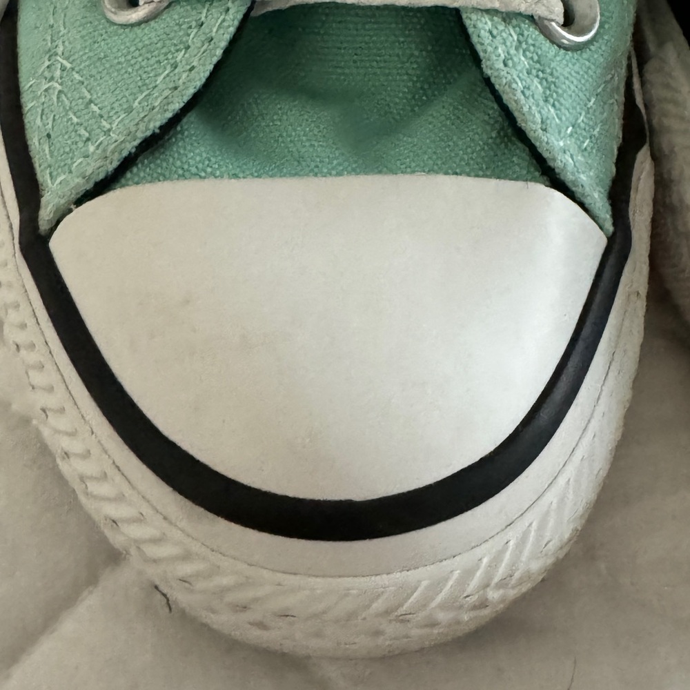 Converse - Picture 7 of 8